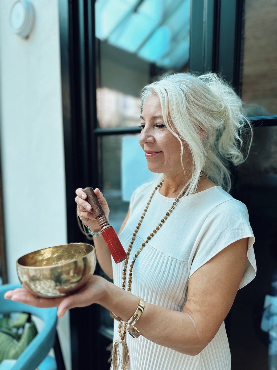 Lina working with a Tibetan singing bowl